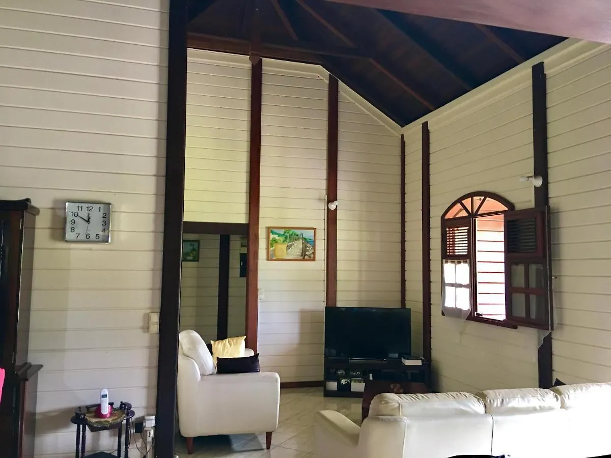 Chambre A Louer Chez L'Habitant Dans Villa Creole Authentique Et En Bois Trois-Rivieres Guadeloupe